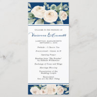 Rose blanche sur Mariage bleu marine