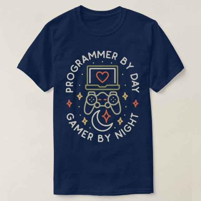 Programmer By Day Gamer By Night ConsoleCoding Gee T-Shirt (Design vorne)