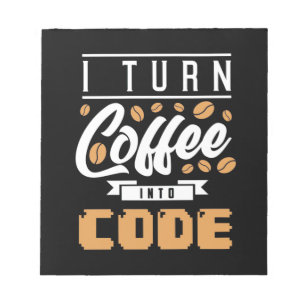 Programmierer machen Kaffee in Code Notizblock