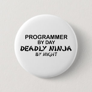 Programmierer tödliches Ninja bis zum Nacht Button