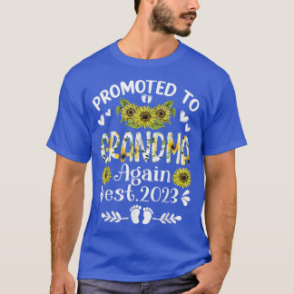 Promoté à Grand-mère Est 2023 T-shirt Fleur