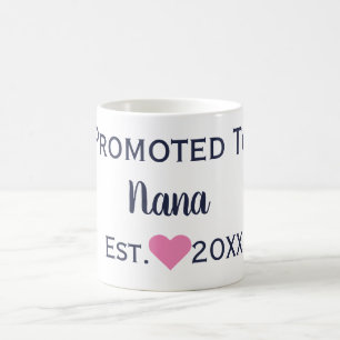 Promu À Nana Navy Et À La Mug Rose
