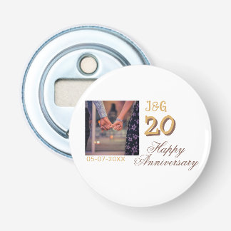 Prost auf 20 Jahre glückliches Jubiläum Foto hinzu Flaschenöffner