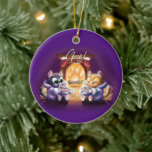PROST! COCOA CATS von Jeff Willis Art Keramik Ornament<br><div class="desc">Erinnern Sie sich an jene Wintertage,  die am Kamin auf einer Tasse heiße Schokolade mit Marshmallows sitzen? Diese süßen Kätzchen kreieren ihre eigenen süßen Erinnerungen. Nichts wie Erwärmung an einem kalten Tag mit einer Leckerei. Mit diesem bezaubernden Urlaubsornament kreieren Sie Ihre eigenen Erinnerungen mit Ihren Lieben.</div>