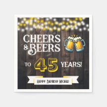 Prost und Bier zum 45. Rustic Geburtstagsparty