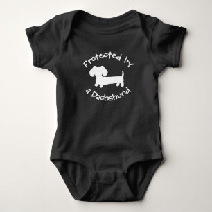 Protected by a Dachshund - Baby Wiener Dog Lover B Strampler