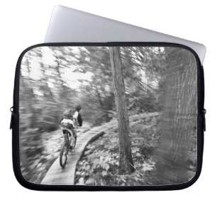 Protection Pour Ordinateur Portable Aaron Rodgers en VTT sur l'escalier vers