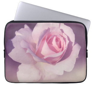Protection Pour Ordinateur Portable Conception pourpre de rose rose de fleur de cru