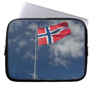 Protection Pour Ordinateur Portable Downtown historic port area of Bergen wth flags