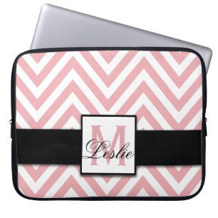 PROTECTION POUR ORDINATEUR PORTABLE FILLE, PERSONNALISÉE CORAL PINK CHEVRON MOTIF