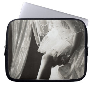 Protection Pour Ordinateur Portable <Preparing> par Kim Koza