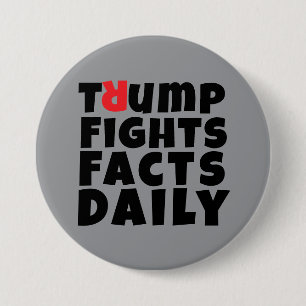 Protestmotto gegen Trump Button
