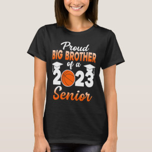 Proud Bruder eines Senior Basketball Graduate 2023 T-Shirt
