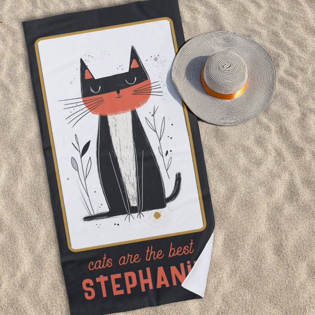 Proud Cat Illustration Personalisiert Strandtuch (Quirky black, orange and white cat illustration on personalized beach towel.)