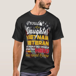 Proud Daughter Vietnam Veteran von meinem Helden a T-Shirt