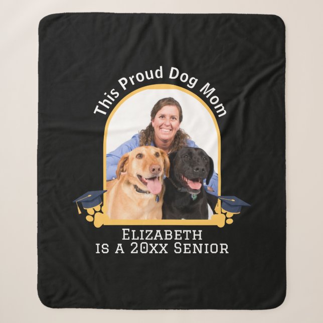Proud Dog Mum ist ein Senior - Custom Abschluss Sherpadecke (Vorderseite)