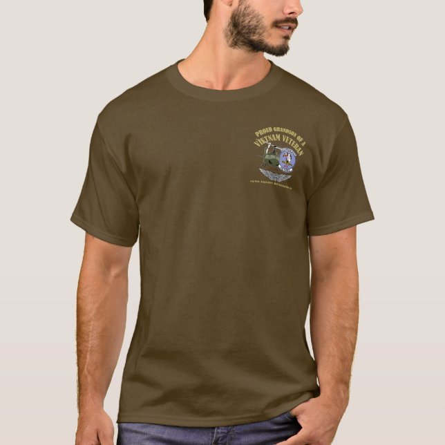 Proud Grandson - 162. AHC mit Flügeln und UH-1 T-Shirt (Vorderseite)