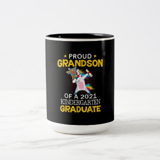 Proud Grandson 2021 Kindergarten Graduate Unicom Zweifarbige Tasse