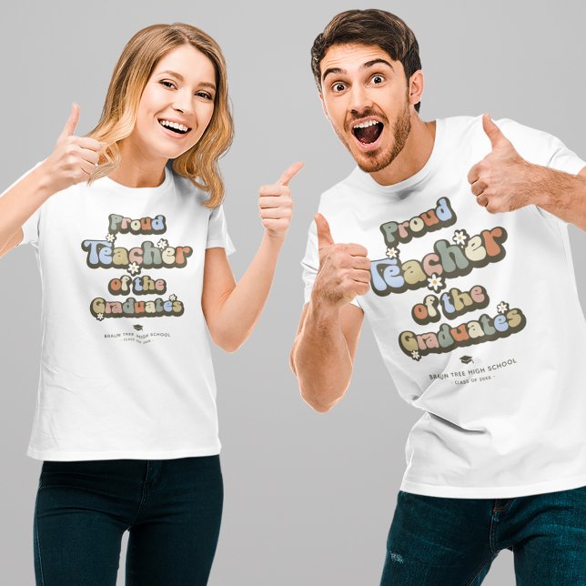 Proud Lehrer des Graduate Retro Unisex T-Shirt (Von Creator hochgeladen)