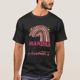 Proud Oma einer Klasse von Leoparden mit Abschluss T-Shirt