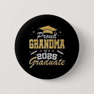 Proud Oma eines 2025 abgeschlossenen Senior CL of Button