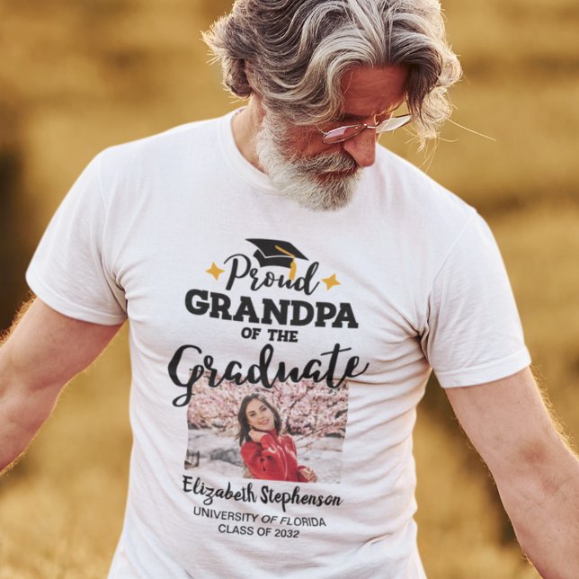 Proud Opa des Graduierten Foto Name T - Shirt (Von Creator hochgeladen)