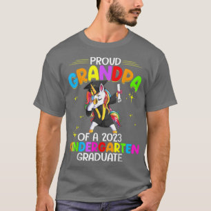 Proud Opa of a 2023 Kindergarten Graduate Unic T-Shirt