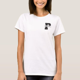 Proud Soccer Mama in Rot mit dem Namen "P" T-Shirt