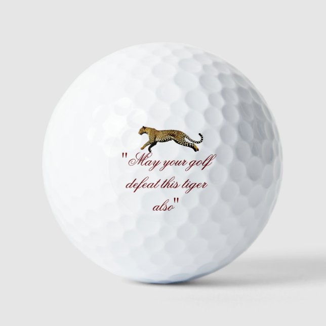 Prowl Precision: Golf Balls in Leopard-Printwerbun Golfball (Vorderseite)