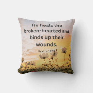 Psalmen 147:3 Er heilt die gebrochenen Herzen und  Kissen
