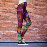 Psychedelic Mandala Blume Lila Orange und Green Leggings<br><div class="desc">Dieses psychedelische Kaleidoskop-Blume-Design ist lila,  orange und grün. Lebhafte trippige Visuals für den modernen Hippie oder für jeden,  der Lieben in funky Farben hat!</div>