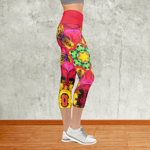 Psychedelische Hippie-Blume Rosa Gelb und Grün Le Capri Leggings
