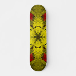 Psychedelische Kaleidoskop-Blume Rot und Gelb Skateboard