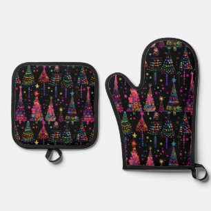 Psychedelische Weihnachtsbaumen auf schwarz Ofenhandschuh & Topflappen-Set