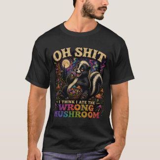 Psychedelisches Pilz-Stinktier lustiges Festival-T T-Shirt