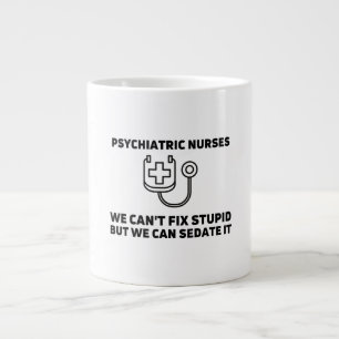Psychiatrische Krankenschwestern ernähren sich du Jumbo-Tasse