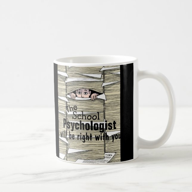 Psychologue drôle d'école enterré dans la tasse (Droite)