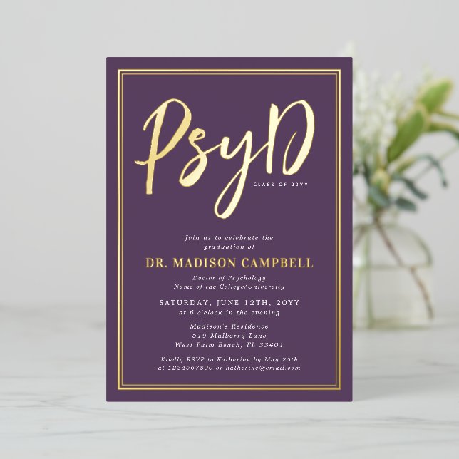 PsyD Doktor der Psychologie-Absolventin Folieneinladung (Stehend vorne)