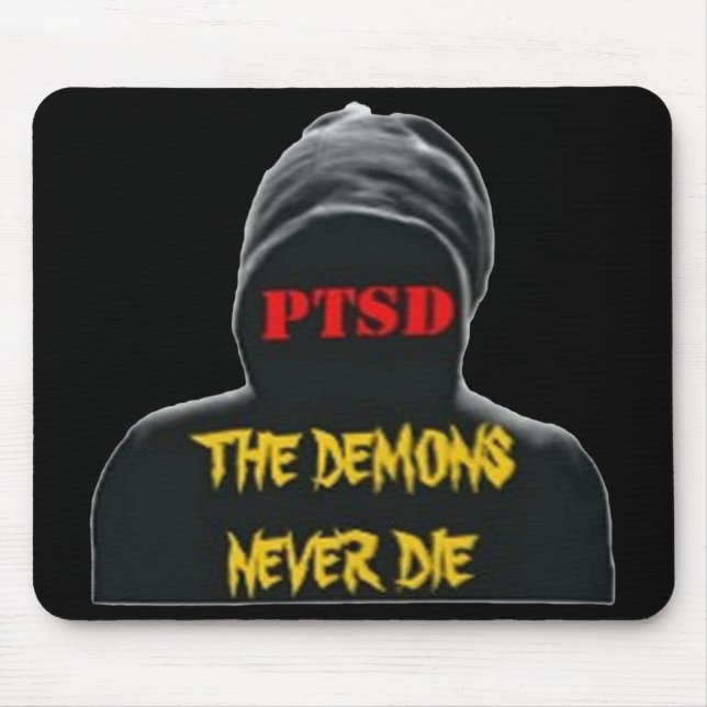 PTSD: DIE DEMONE DIE NIE MOUSEPAD (Vorne)