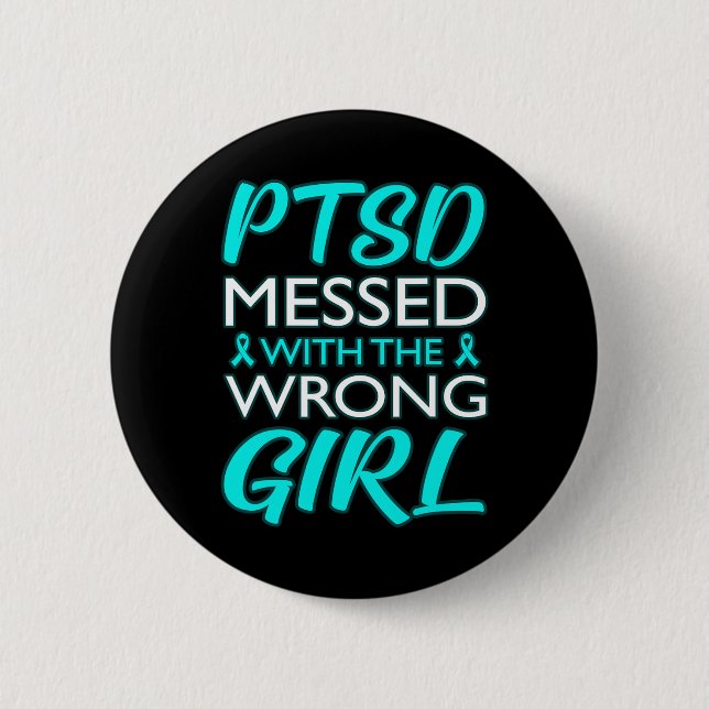 Ptsd mit der falschen Mädchen Bewusstsein Ribbon G Button (Vorderseite)