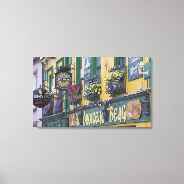 Pub, Dingle, Dingle Halbinsel, Landkreis Kerry, Leinwanddruck (Vorderseite)