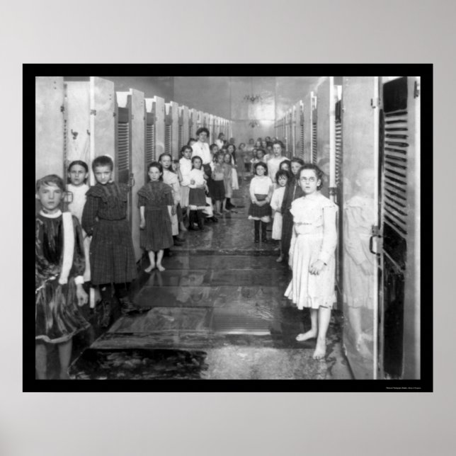 Public Bathhouse in NYC 1910 Poster (Vorne)