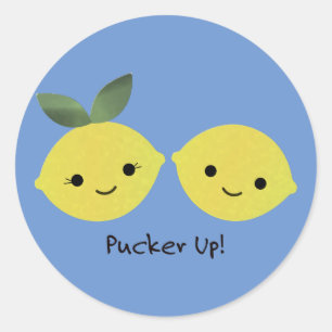 Pucker up Niedlich Kawaii Lemons Runder Aufkleber