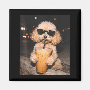Pudel trinkt Eiskaffee lustiger Hund Meme Magnet