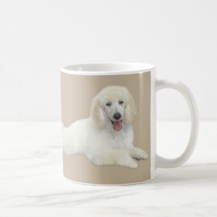 Pudel-weiße schöne Tasse