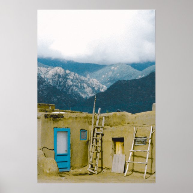 Pueblo Taos & Mountain Poster (Vorne)