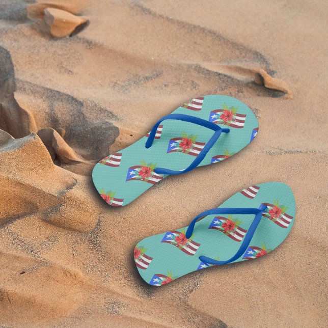 Puerto Rico Fahne mit flora de maga boricua Flip Flops (Von Creator hochgeladen)