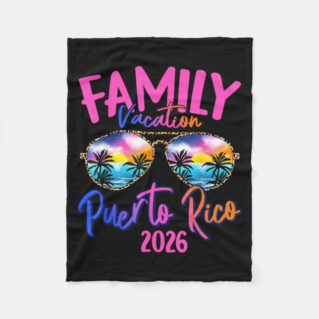 Puerto Rico Vacation 2026 Souvenir Matching Family Fleecedecke (Vorderseite)