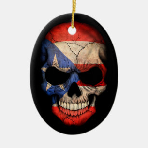 Puertorikanischer Flaggen-Schädel auf Schwarzem Keramikornament
