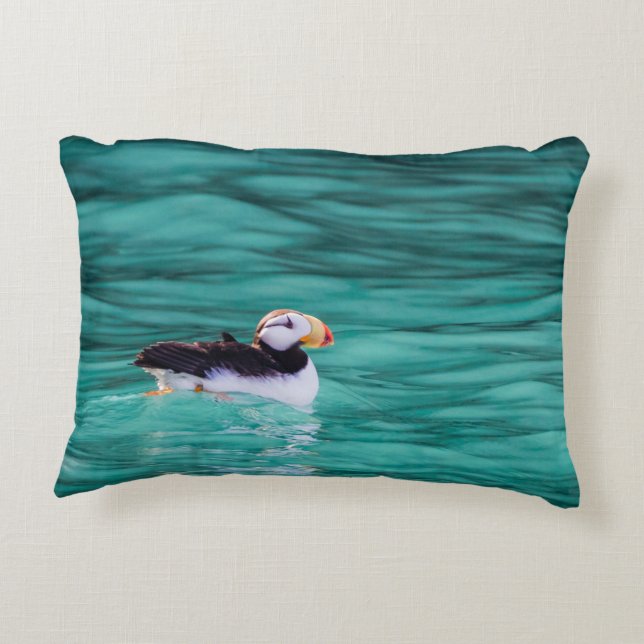 Puffin in der Auferstehungsbucht, Alaska Dekokissen (Rückseite)